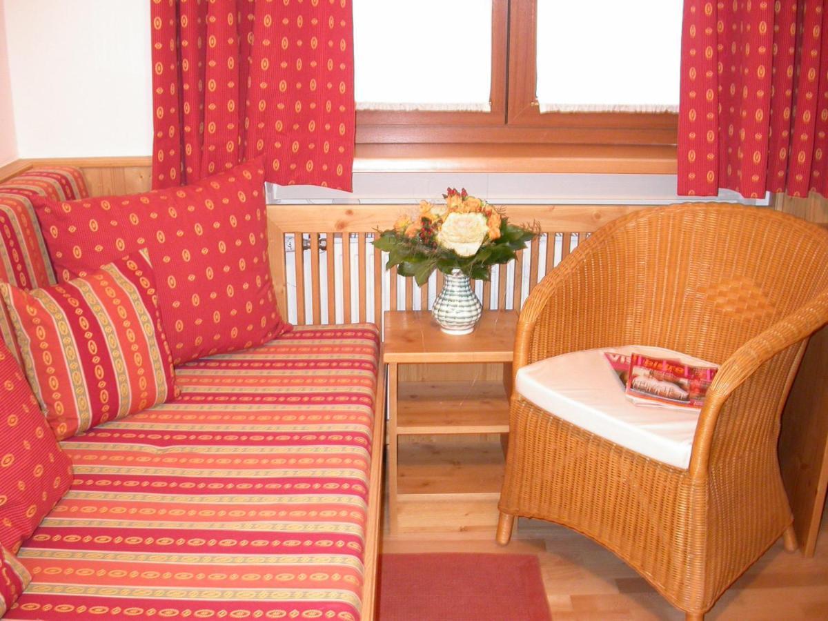 Hotel Gasthof Koenig 克里斯蒙斯特 外观 照片
